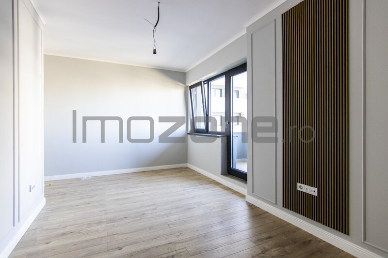 Apartamentele de 3 camere, loc de parcare gratuit  doar in luna august